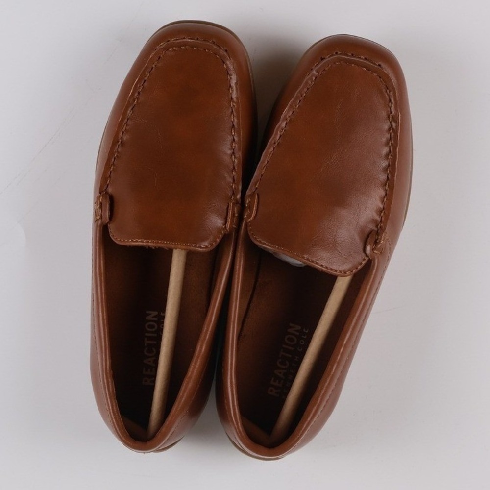 Kenneth Cole Reaction Loafer Jason Venetian Cognac Solid 13 Kids NEW